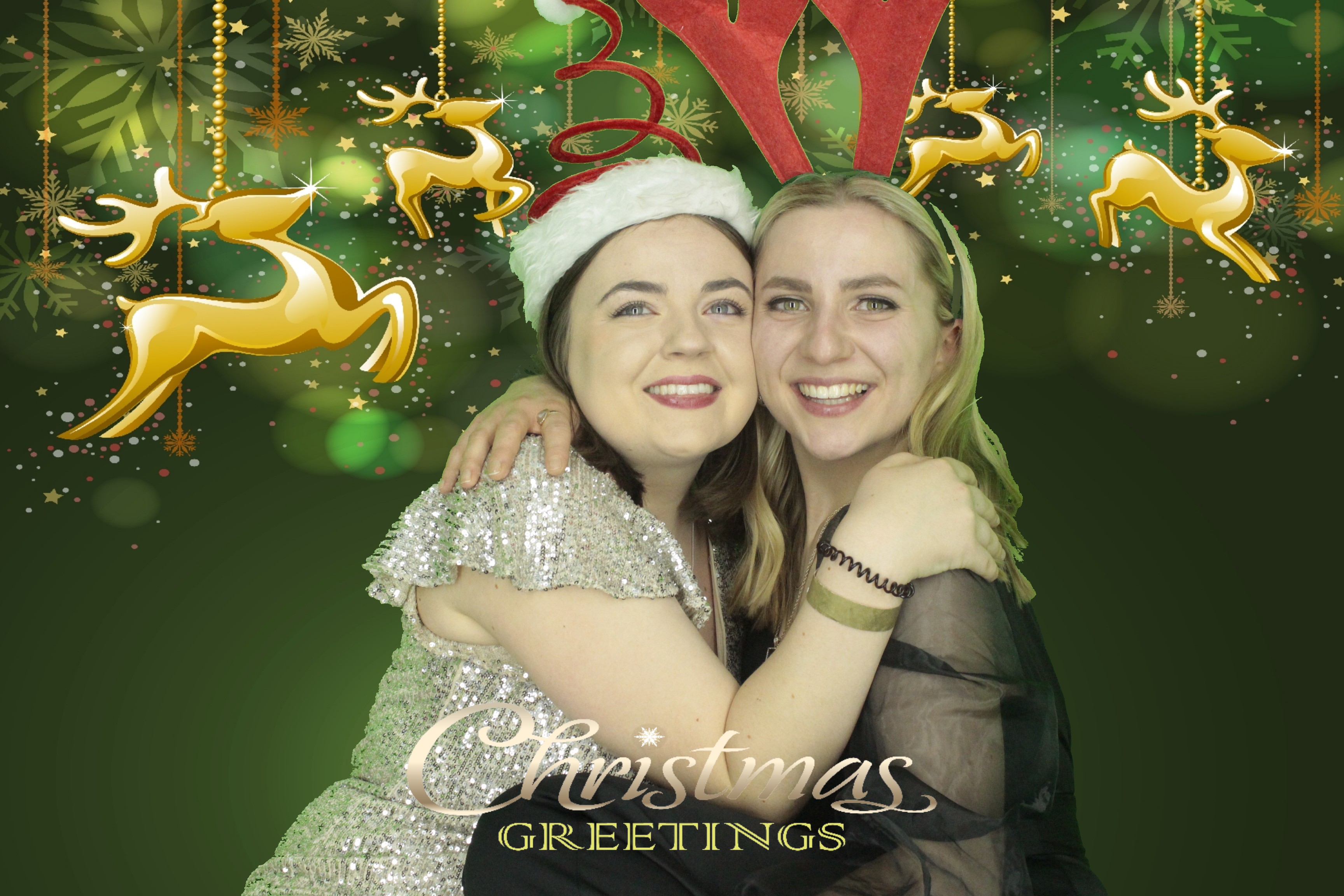 Waitrose Christmas Party 2019 | View more photos from the event at gallery.myphotoboothexperience.co.uk/u/MyPhotoBoothExperienceLtd/Waitrose-Christmas-Party-2019